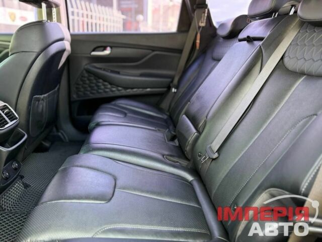 Серый Хендай Санта Фе, объемом двигателя 2 л и пробегом 198 тыс. км за 25000 $, фото 6 на Automoto.ua