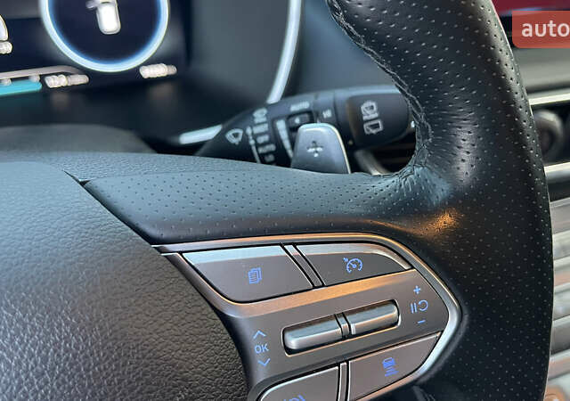 Хендай Санта Фе 2020 у Умани на Automoto.ua Сірий Хендай Санта Фе, об'ємом двигуна 2.15 л та пробігом 94 тис. км за 37700 $, фото 49 на Automoto.ua