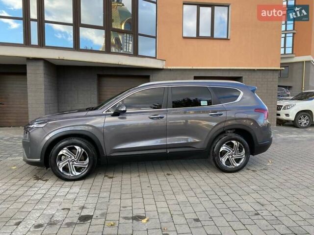 Серый Хендай Санта Фе, объемом двигателя 2.2 л и пробегом 153 тыс. км за 29400 $, фото 9 на Automoto.ua