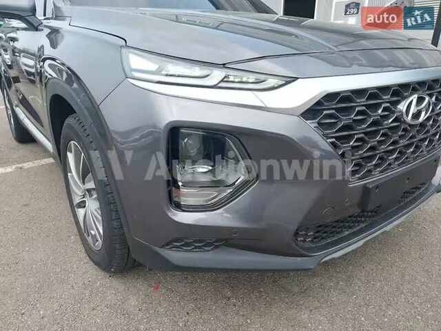 Сірий Хендай Санта Фе, об'ємом двигуна 2 л та пробігом 90 тис. км за 12900 $, фото 46 на Automoto.ua