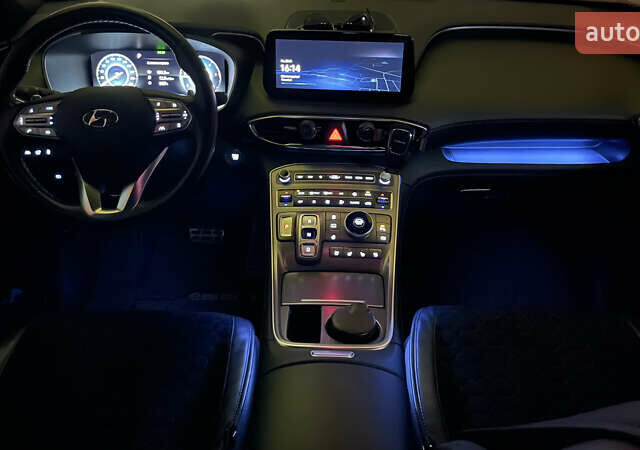 Хендай Санта Фе 2020 у Умани на Automoto.ua Сірий Хендай Санта Фе, об'ємом двигуна 2.15 л та пробігом 94 тис. км за 37700 $, фото 61 на Automoto.ua