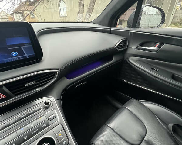 Сірий Хендай Санта Фе, об'ємом двигуна 2.15 л та пробігом 138 тис. км за 36500 $, фото 4 на Automoto.ua