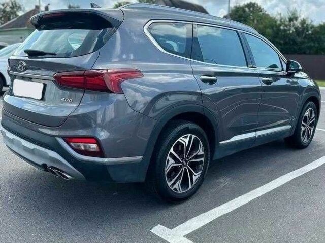 Серый Хендай Санта Фе, объемом двигателя 2 л и пробегом 95 тыс. км за 20000 $, фото 17 на Automoto.ua