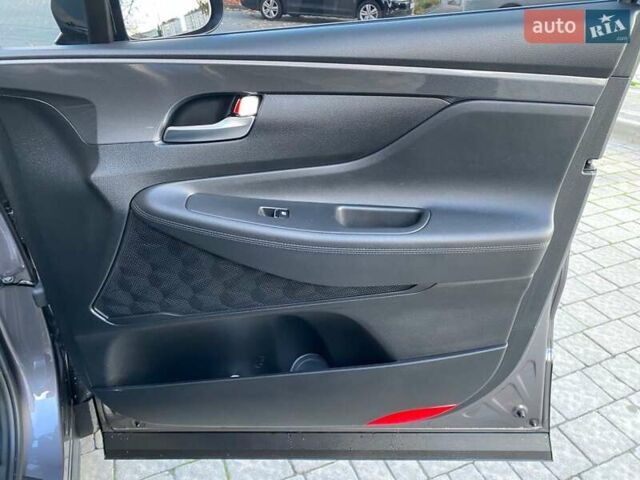 Серый Хендай Санта Фе, объемом двигателя 2.2 л и пробегом 153 тыс. км за 29400 $, фото 86 на Automoto.ua