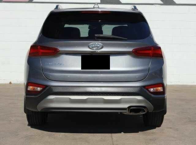 Серый Хендай Санта Фе, объемом двигателя 2.4 л и пробегом 45 тыс. км за 8200 $, фото 4 на Automoto.ua