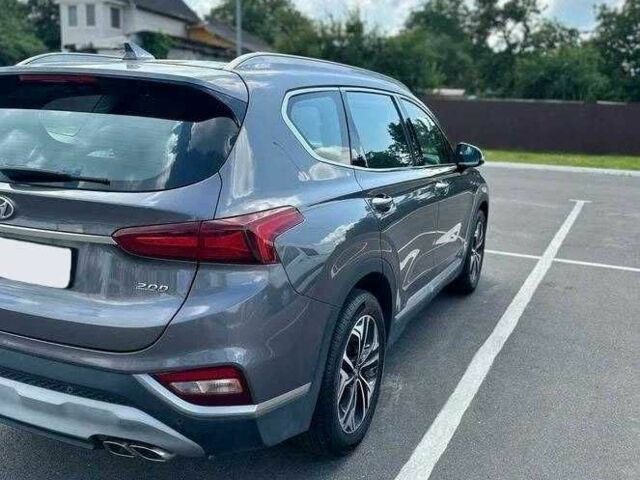 Серый Хендай Санта Фе, объемом двигателя 2 л и пробегом 95 тыс. км за 20000 $, фото 13 на Automoto.ua