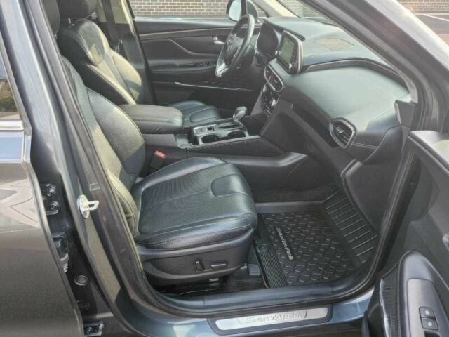 Серый Хендай Санта Фе, объемом двигателя 2.4 л и пробегом 34 тыс. км за 13000 $, фото 9 на Automoto.ua