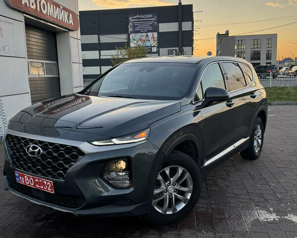 Серый Хендай Санта Фе, объемом двигателя 2.36 л и пробегом 170 тыс. км за 18600 $, фото 6 на Automoto.ua