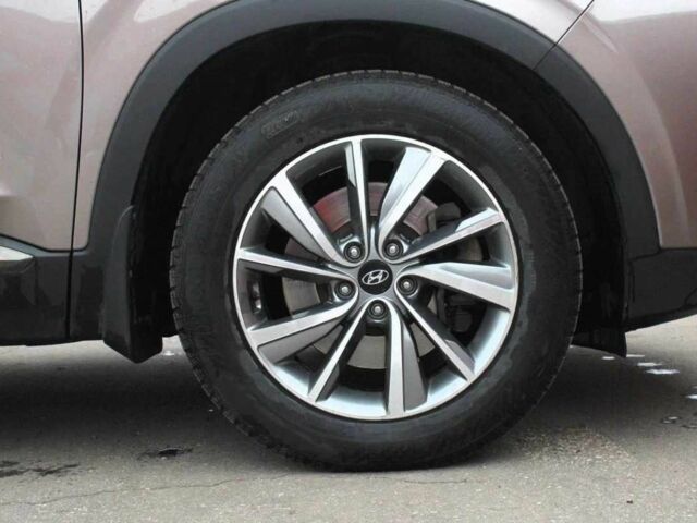 Серый Хендай Санта Фе, объемом двигателя 2.2 л и пробегом 110 тыс. км за 21700 $, фото 13 на Automoto.ua