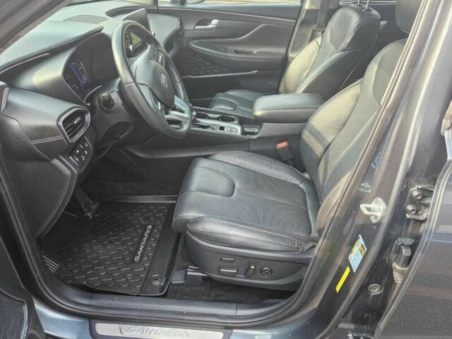 Серый Хендай Санта Фе, объемом двигателя 2.4 л и пробегом 34 тыс. км за 13000 $, фото 8 на Automoto.ua