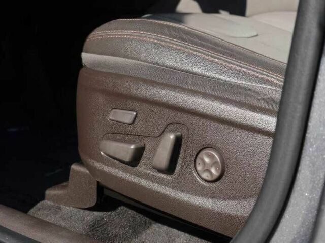 Серый Хендай Санта Фе, объемом двигателя 2.4 л и пробегом 45 тыс. км за 8200 $, фото 10 на Automoto.ua