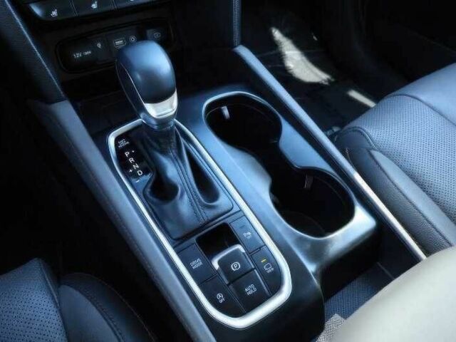 Серый Хендай Санта Фе, объемом двигателя 2.4 л и пробегом 45 тыс. км за 8200 $, фото 19 на Automoto.ua