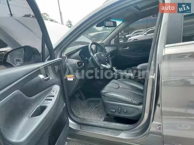 Сірий Хендай Санта Фе, об'ємом двигуна 2 л та пробігом 90 тис. км за 12900 $, фото 43 на Automoto.ua
