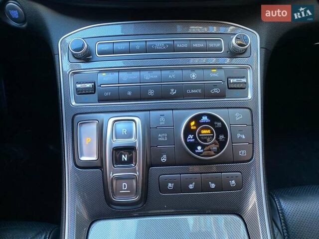 Серый Хендай Санта Фе, объемом двигателя 2.2 л и пробегом 153 тыс. км за 29400 $, фото 57 на Automoto.ua