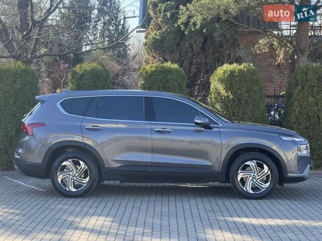 Серый Хендай Санта Фе, объемом двигателя 2.15 л и пробегом 113 тыс. км за 29700 $, фото 9 на Automoto.ua