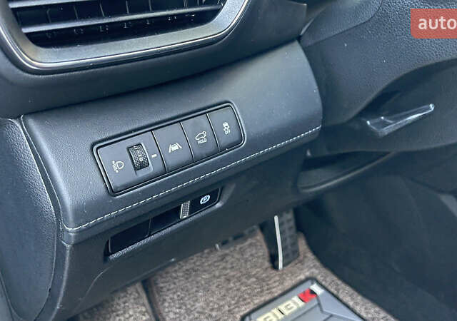 Хендай Санта Фе 2020 у Умани на Automoto.ua Сірий Хендай Санта Фе, об'ємом двигуна 2.15 л та пробігом 94 тис. км за 37700 $, фото 40 на Automoto.ua