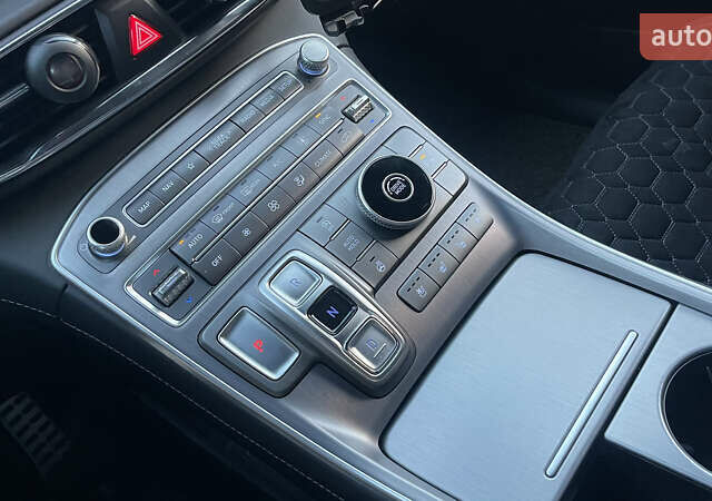 Хендай Санта Фе 2020 у Умани на Automoto.ua Сірий Хендай Санта Фе, об'ємом двигуна 2.15 л та пробігом 94 тис. км за 37700 $, фото 30 на Automoto.ua