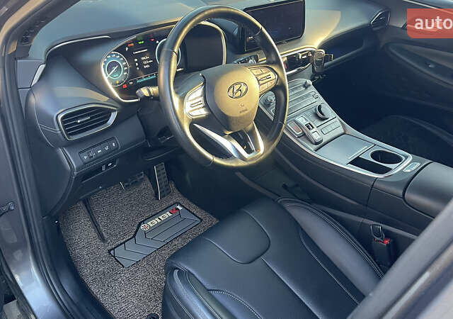 Хендай Санта Фе 2020 у Умани на Automoto.ua Сірий Хендай Санта Фе, об'ємом двигуна 2.15 л та пробігом 94 тис. км за 37700 $, фото 1 на Automoto.ua
