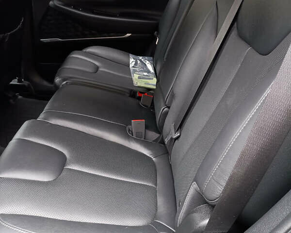 Сірий Хендай Санта Фе, об'ємом двигуна 2 л та пробігом 114 тис. км за 52000 $, фото 6 на Automoto.ua