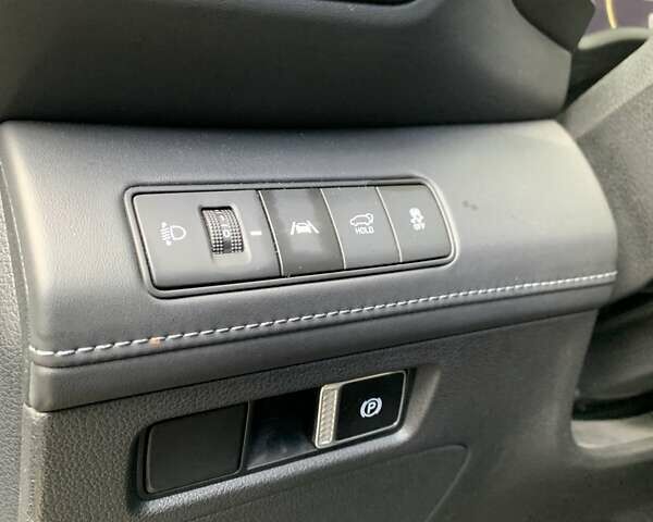 Серый Хендай Санта Фе, объемом двигателя 2.15 л и пробегом 34 тыс. км за 38500 $, фото 25 на Automoto.ua