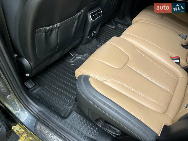 Серый Хендай Санта Фе, объемом двигателя 2.15 л и пробегом 71 тыс. км за 37777 $, фото 36 на Automoto.ua