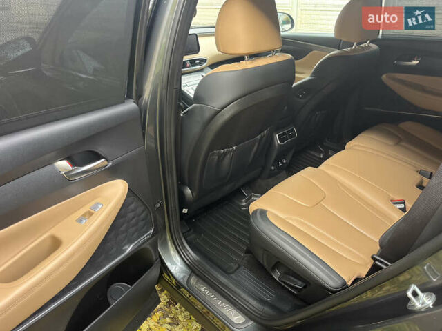 Серый Хендай Санта Фе, объемом двигателя 2.15 л и пробегом 71 тыс. км за 37777 $, фото 35 на Automoto.ua