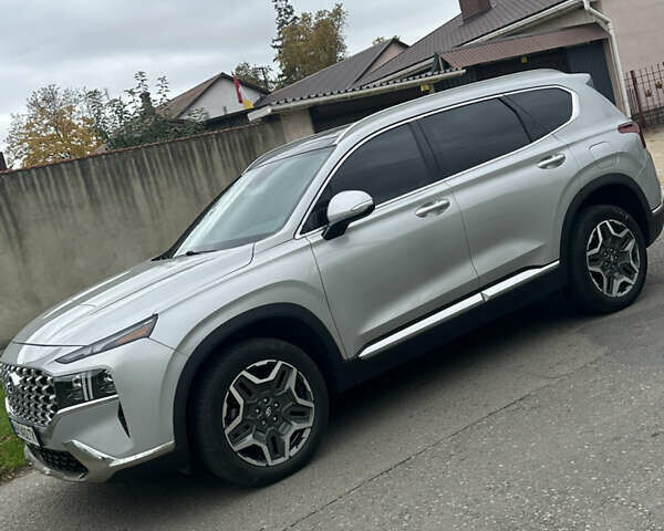 Серый Хендай Санта Фе, объемом двигателя 1.6 л и пробегом 70 тыс. км за 32300 $, фото 6 на Automoto.ua