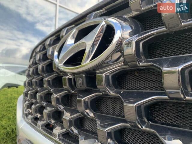 Серый Хендай Санта Фе, объемом двигателя 2.15 л и пробегом 34 тыс. км за 38500 $, фото 17 на Automoto.ua