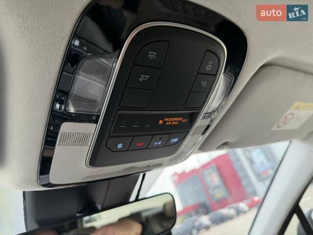 Серый Хендай Санта Фе, объемом двигателя 2.15 л и пробегом 114 тыс. км за 31800 $, фото 19 на Automoto.ua