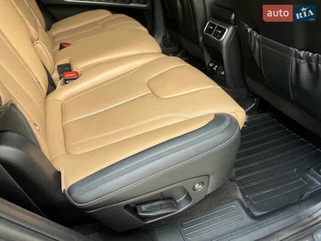 Серый Хендай Санта Фе, объемом двигателя 2.15 л и пробегом 71 тыс. км за 37777 $, фото 20 на Automoto.ua