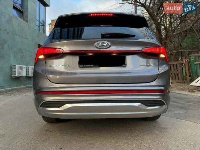 Сірий Хендай Санта Фе, об'ємом двигуна 2.15 л та пробігом 44 тис. км за 41800 $, фото 5 на Automoto.ua