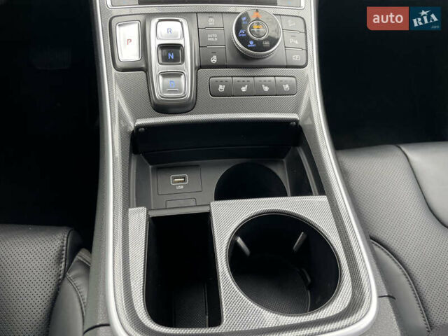 Серый Хендай Санта Фе, объемом двигателя 2.15 л и пробегом 169 тыс. км за 32550 $, фото 47 на Automoto.ua