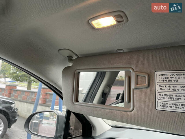 Серый Хендай Санта Фе, объемом двигателя 2.15 л и пробегом 169 тыс. км за 32550 $, фото 57 на Automoto.ua