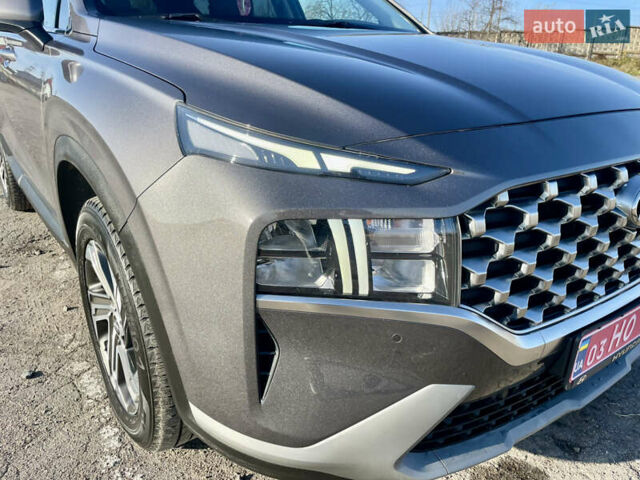 Серый Хендай Санта Фе, объемом двигателя 2.15 л и пробегом 169 тыс. км за 33950 $, фото 16 на Automoto.ua