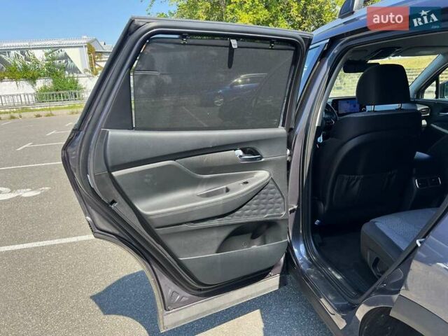 Серый Хендай Санта Фе, объемом двигателя 1.6 л и пробегом 29 тыс. км за 37999 $, фото 28 на Automoto.ua