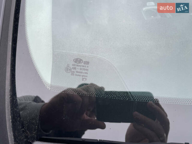 Серый Хендай Санта Фе, объемом двигателя 2.15 л и пробегом 169 тыс. км за 32550 $, фото 21 на Automoto.ua