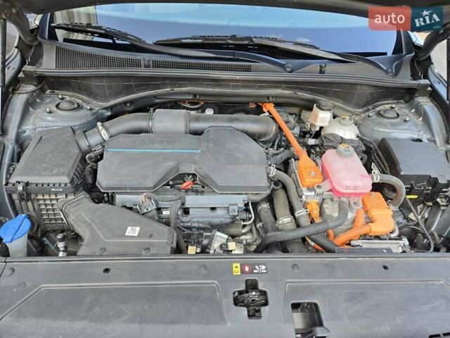 Серый Хендай Санта Фе, объемом двигателя 1.6 л и пробегом 45 тыс. км за 32900 $, фото 15 на Automoto.ua