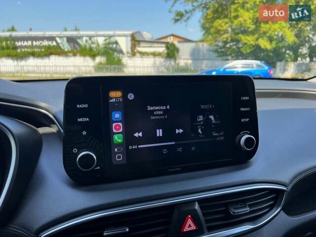 Серый Хендай Санта Фе, объемом двигателя 1.6 л и пробегом 29 тыс. км за 37999 $, фото 41 на Automoto.ua