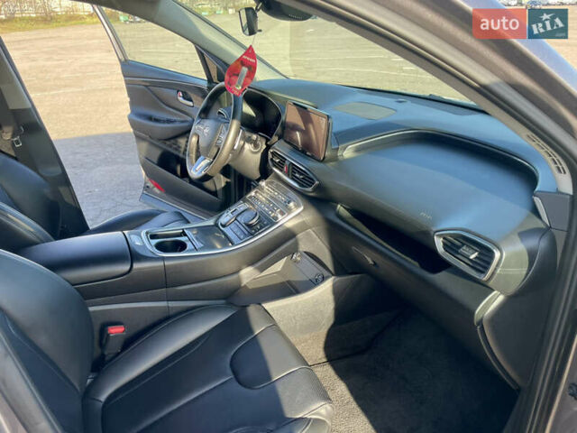 Серый Хендай Санта Фе, объемом двигателя 2.15 л и пробегом 169 тыс. км за 33950 $, фото 27 на Automoto.ua