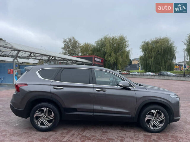 Серый Хендай Санта Фе, объемом двигателя 2.15 л и пробегом 169 тыс. км за 32550 $, фото 16 на Automoto.ua