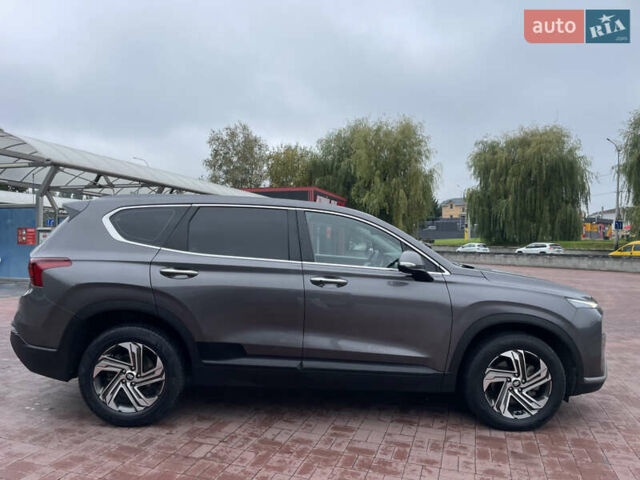 Серый Хендай Санта Фе, объемом двигателя 2.15 л и пробегом 169 тыс. км за 32550 $, фото 12 на Automoto.ua