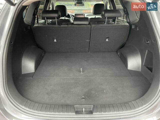 Серый Хендай Санта Фе, объемом двигателя 2.15 л и пробегом 169 тыс. км за 32550 $, фото 26 на Automoto.ua