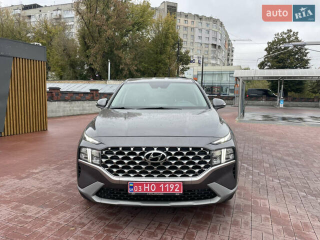 Серый Хендай Санта Фе, объемом двигателя 2.15 л и пробегом 169 тыс. км за 32550 $, фото 1 на Automoto.ua