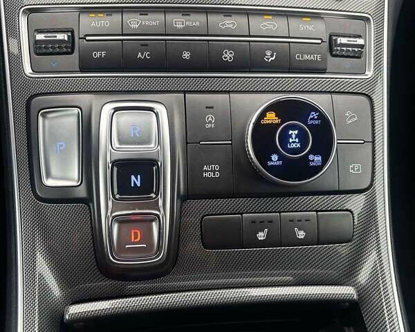 Серый Хендай Санта Фе, объемом двигателя 2.5 л и пробегом 62 тыс. км за 27900 $, фото 10 на Automoto.ua