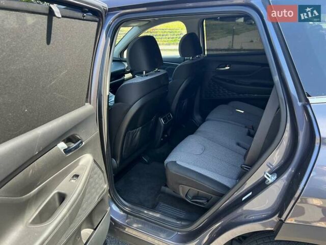 Серый Хендай Санта Фе, объемом двигателя 1.6 л и пробегом 29 тыс. км за 37999 $, фото 29 на Automoto.ua