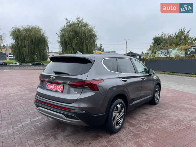 Серый Хендай Санта Фе, объемом двигателя 2.15 л и пробегом 169 тыс. км за 32550 $, фото 5 на Automoto.ua