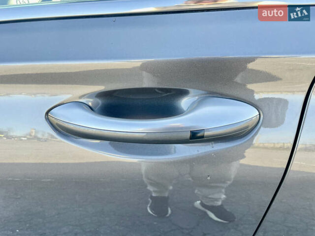 Серый Хендай Санта Фе, объемом двигателя 2.15 л и пробегом 169 тыс. км за 33950 $, фото 19 на Automoto.ua