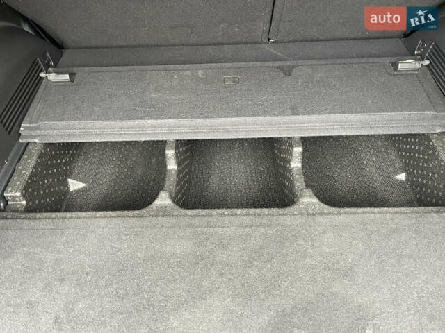 Серый Хендай Санта Фе, объемом двигателя 2.15 л и пробегом 169 тыс. км за 32550 $, фото 28 на Automoto.ua