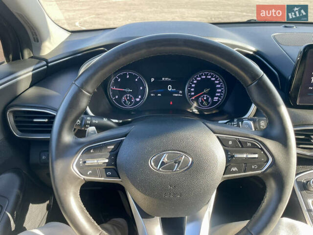 Серый Хендай Санта Фе, объемом двигателя 2.15 л и пробегом 169 тыс. км за 33950 $, фото 33 на Automoto.ua