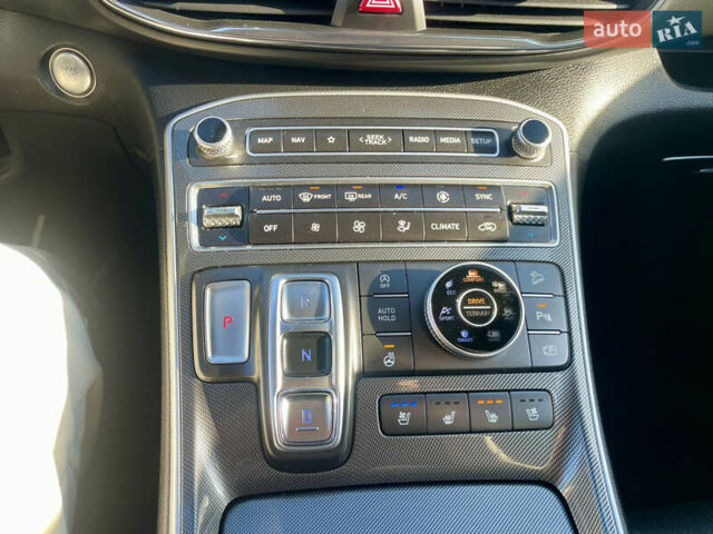 Серый Хендай Санта Фе, объемом двигателя 2.15 л и пробегом 169 тыс. км за 33950 $, фото 37 на Automoto.ua